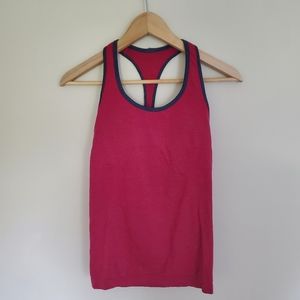 Lulelemon Racerback Tank Top Built-In Bra 0-2
